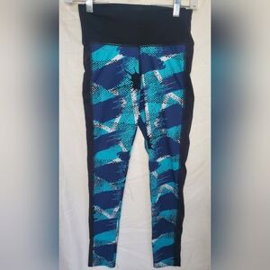Pre-Loved Blue, White, and Black Active Leggings Size M